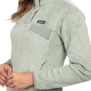 Light Green Patagonia Women’s Re-tool Pullover